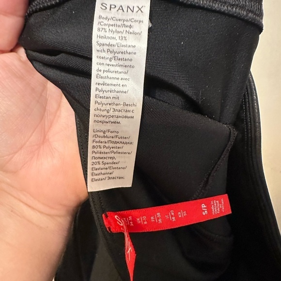 Spanx Faux Leather‎ Leggings in Black Size Small Shapping Slimming - Picture 3 of 4